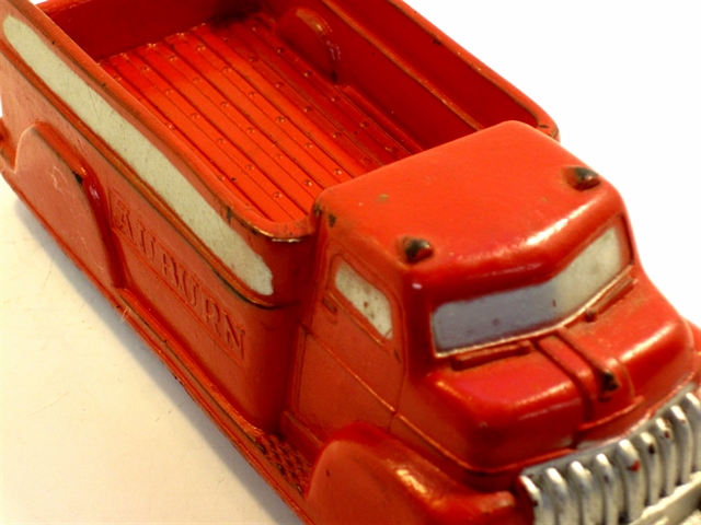 An overhead view of the AT10 from above, showing the bed detail.