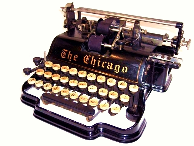 With its lovely curved typebar cover, the excellent Deco curves of the frame, and the golden script name giving the final perfect touch to the appearance of a truly splendid typewriter. All these show well in the photo taken from the right front of the machine.